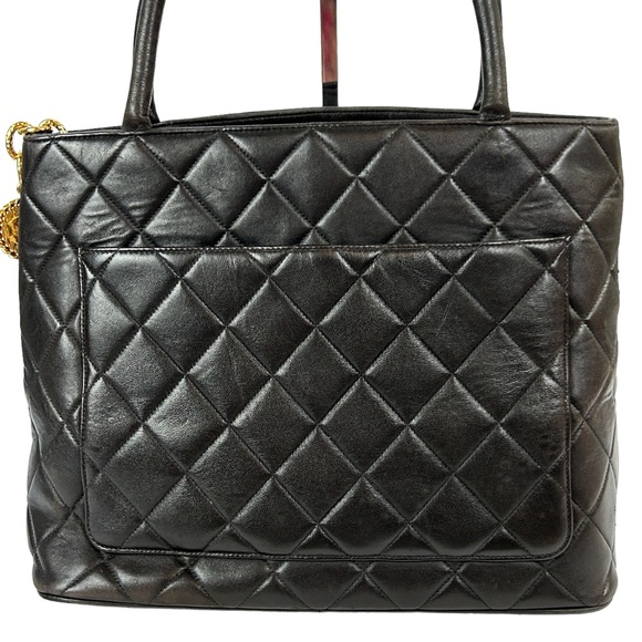 CHANEL Quilted Large Logo Black Calfskin Gold Medallion Tote - Picture 5 of 17